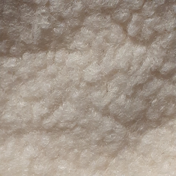 Lululemon Everywhere Athletica Fleece Belt Bag Ivory Trench Fanny Pack NWT - Picture 11 of 13